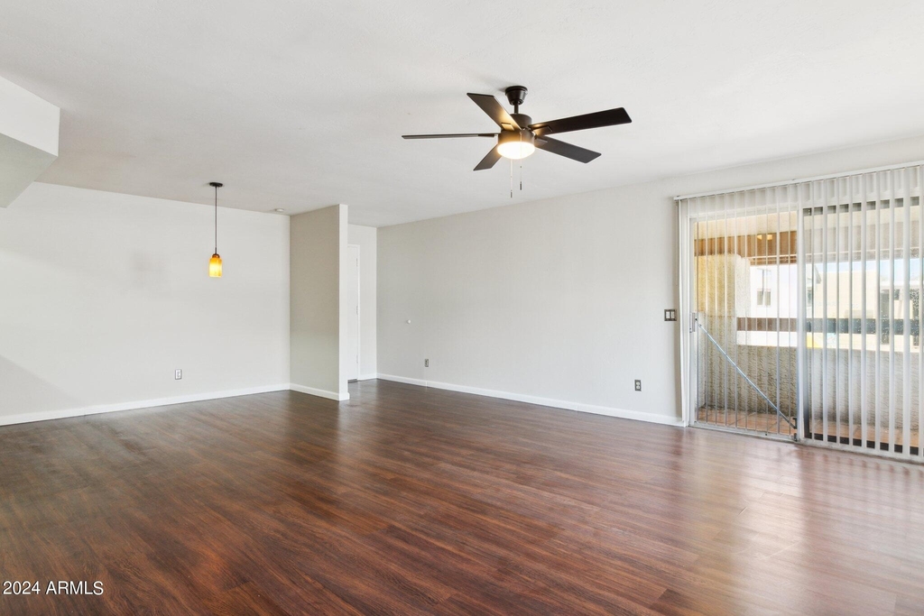 8841 N 8th Street - Photo 17