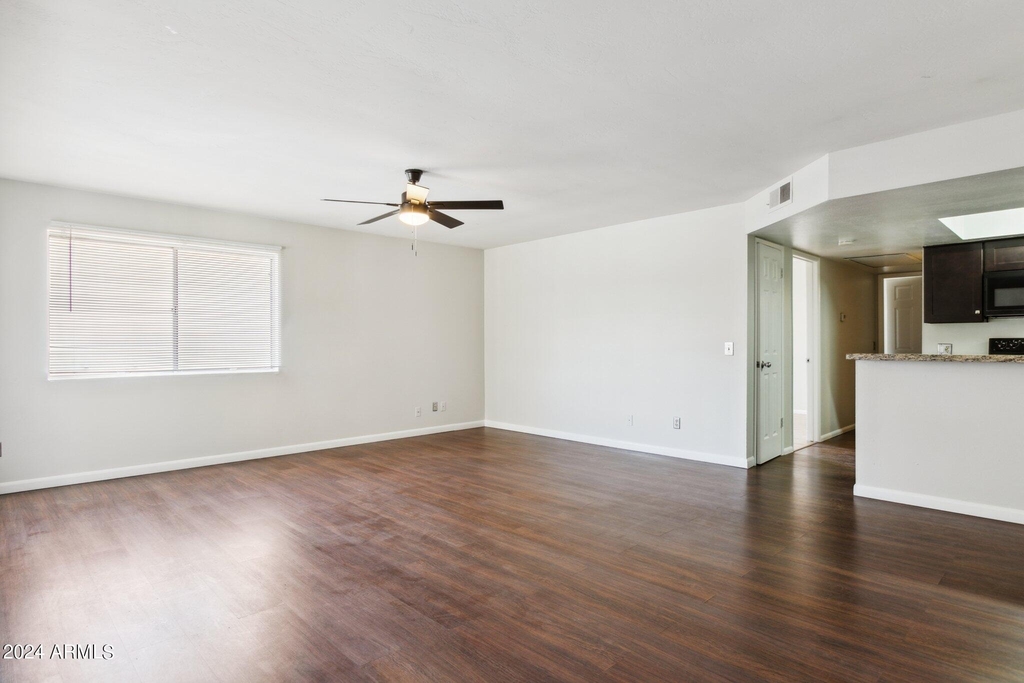 8841 N 8th Street - Photo 15
