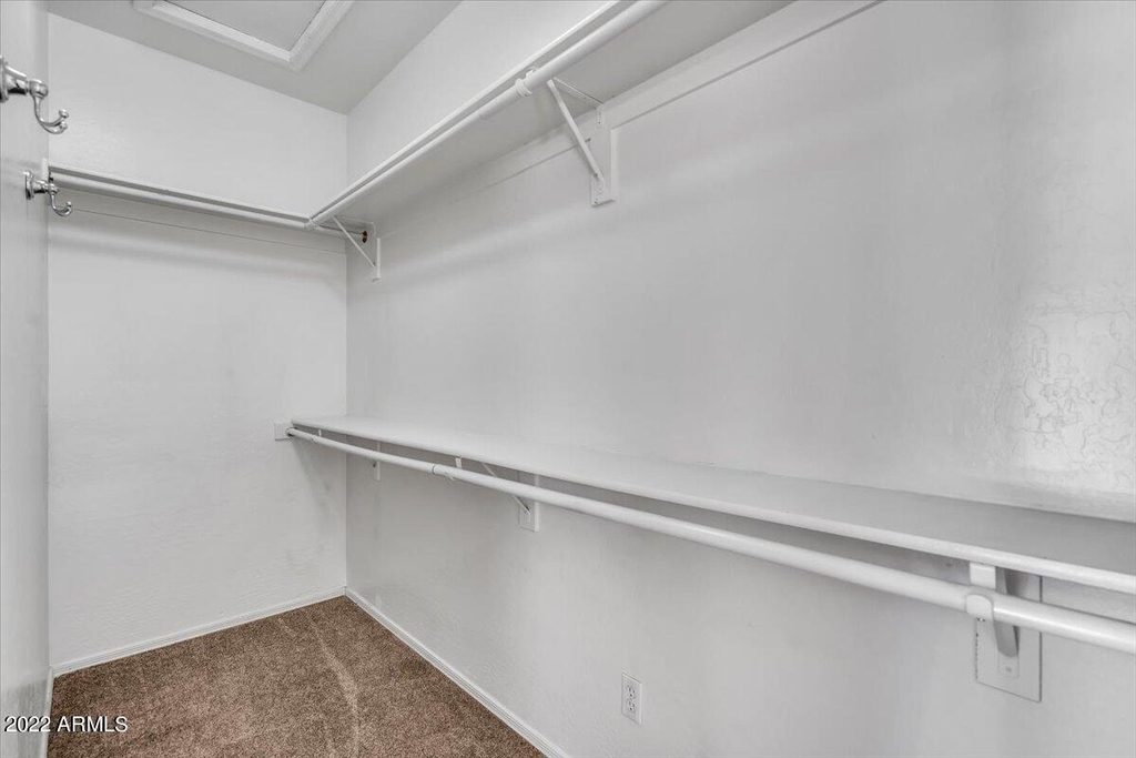 902 E Madeline Drive - Photo 15