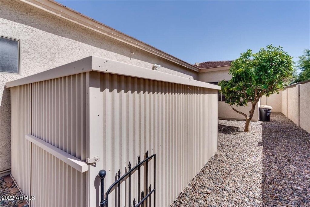 902 E Madeline Drive - Photo 28