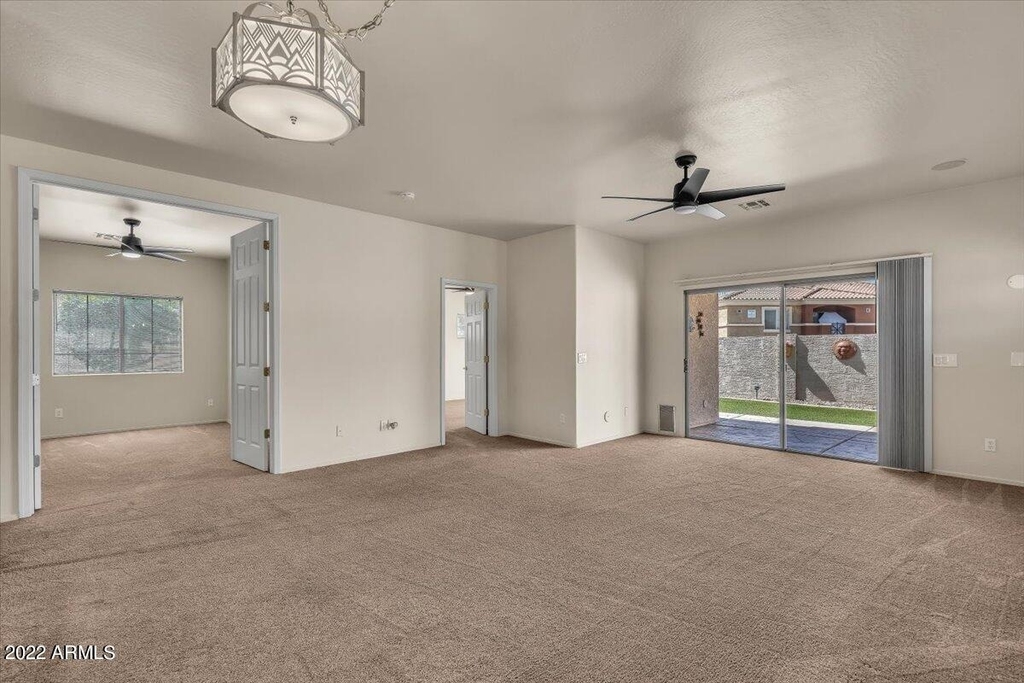 902 E Madeline Drive - Photo 8