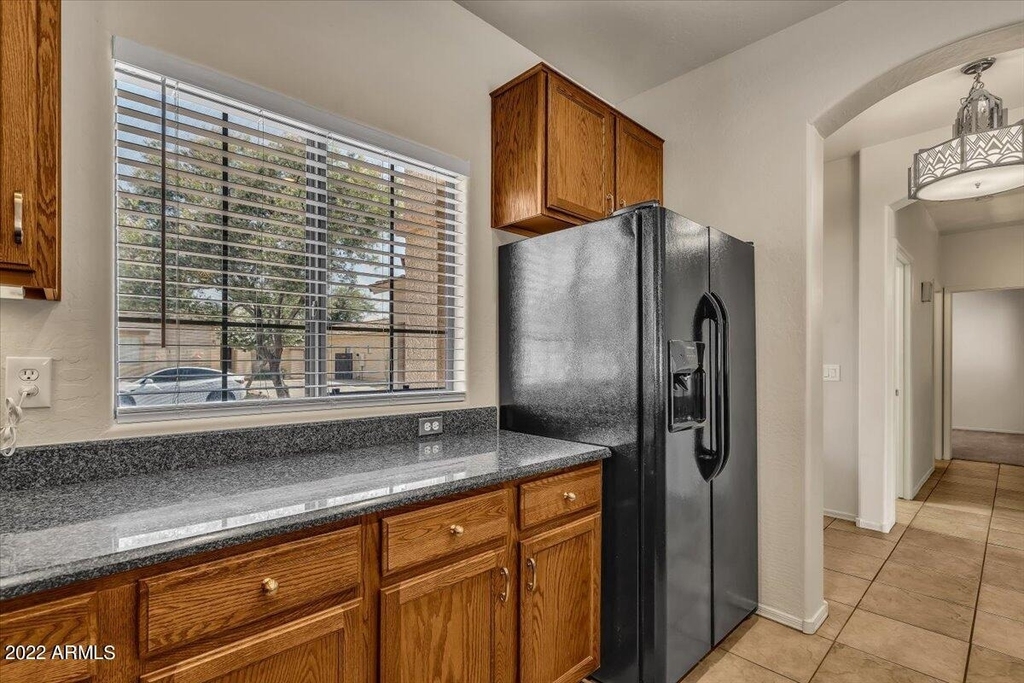 902 E Madeline Drive - Photo 6