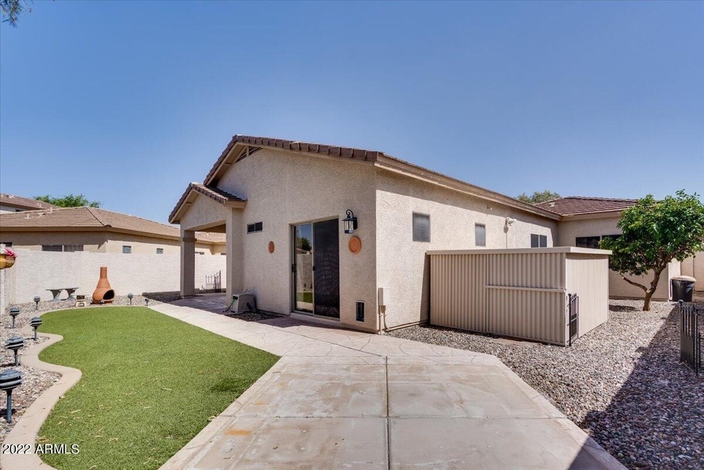 902 E Madeline Drive - Photo 26