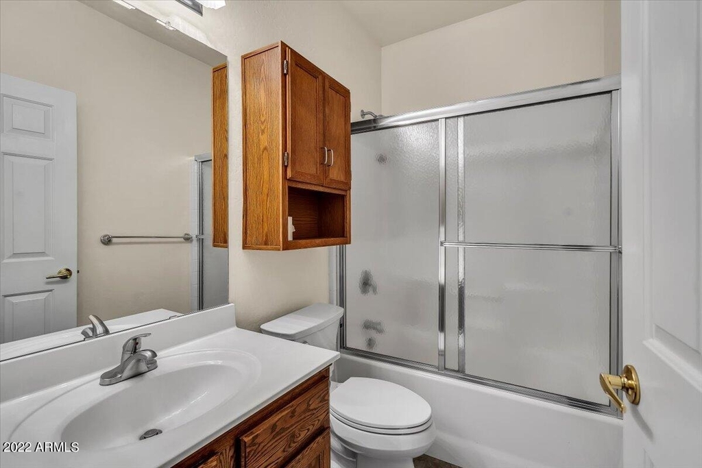 902 E Madeline Drive - Photo 18