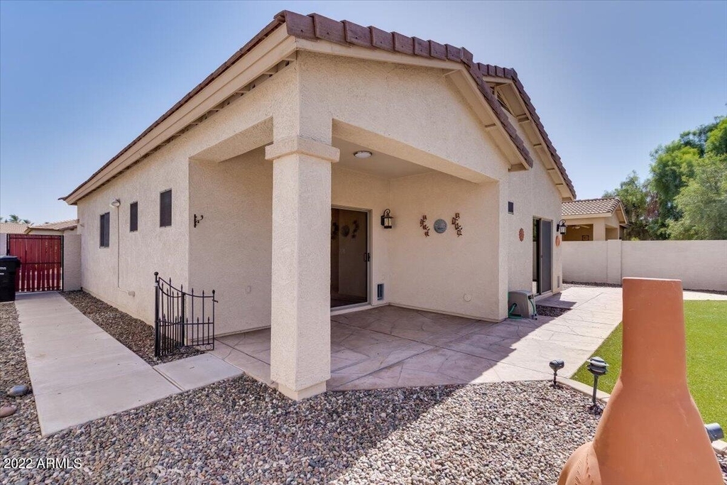 902 E Madeline Drive - Photo 25