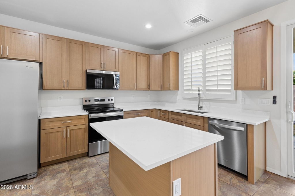16018 N 171st Drive - Photo 13