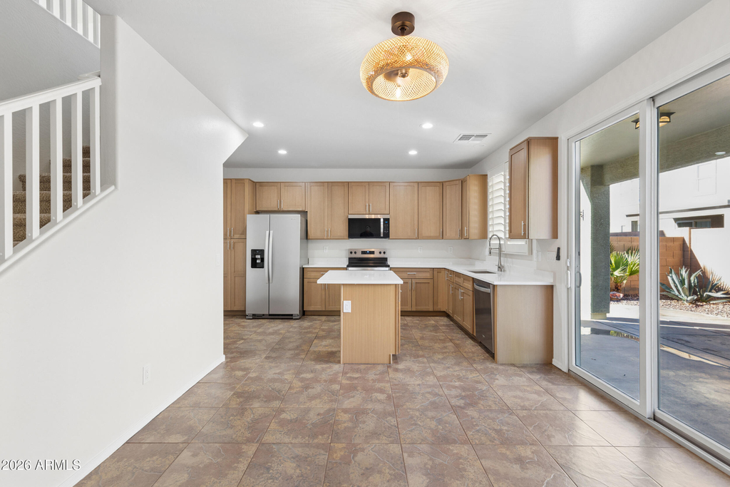 16018 N 171st Drive - Photo 11