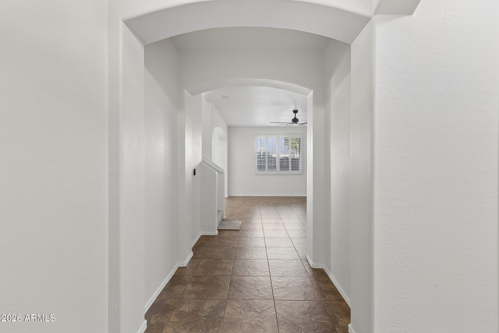 16018 N 171st Drive - Photo 3