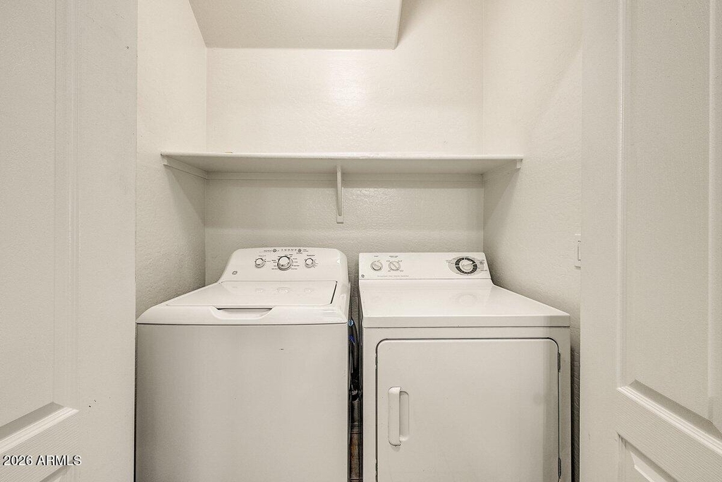 2600 E Springfield Place - Photo 10