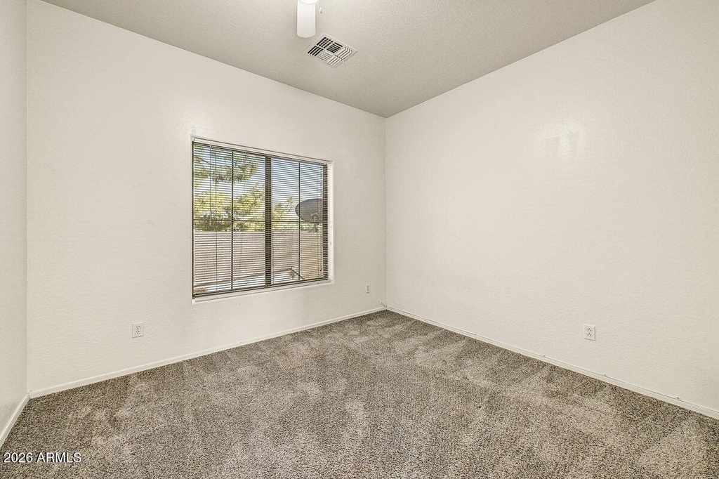 2600 E Springfield Place - Photo 19