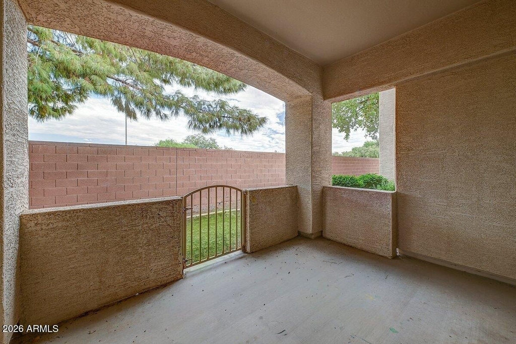 2600 E Springfield Place - Photo 22
