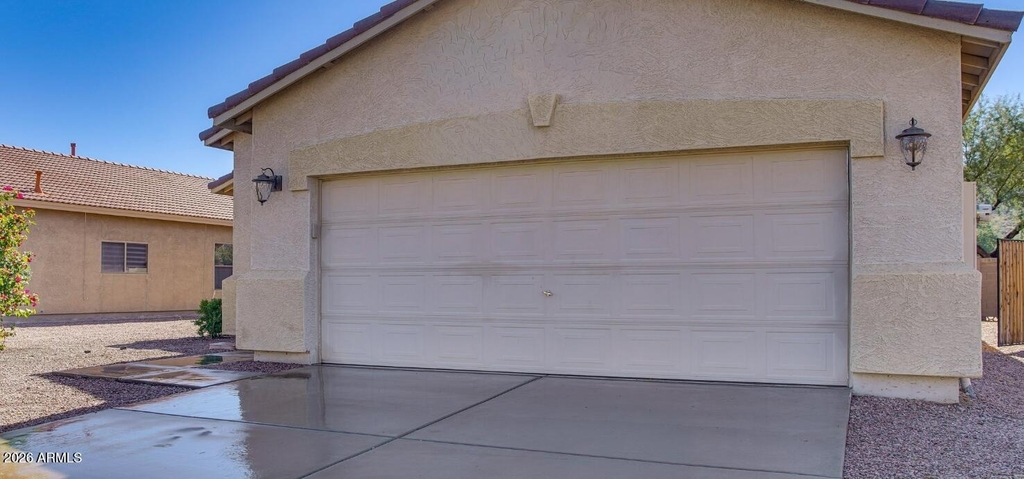 1117 E Milada Drive - Photo 1
