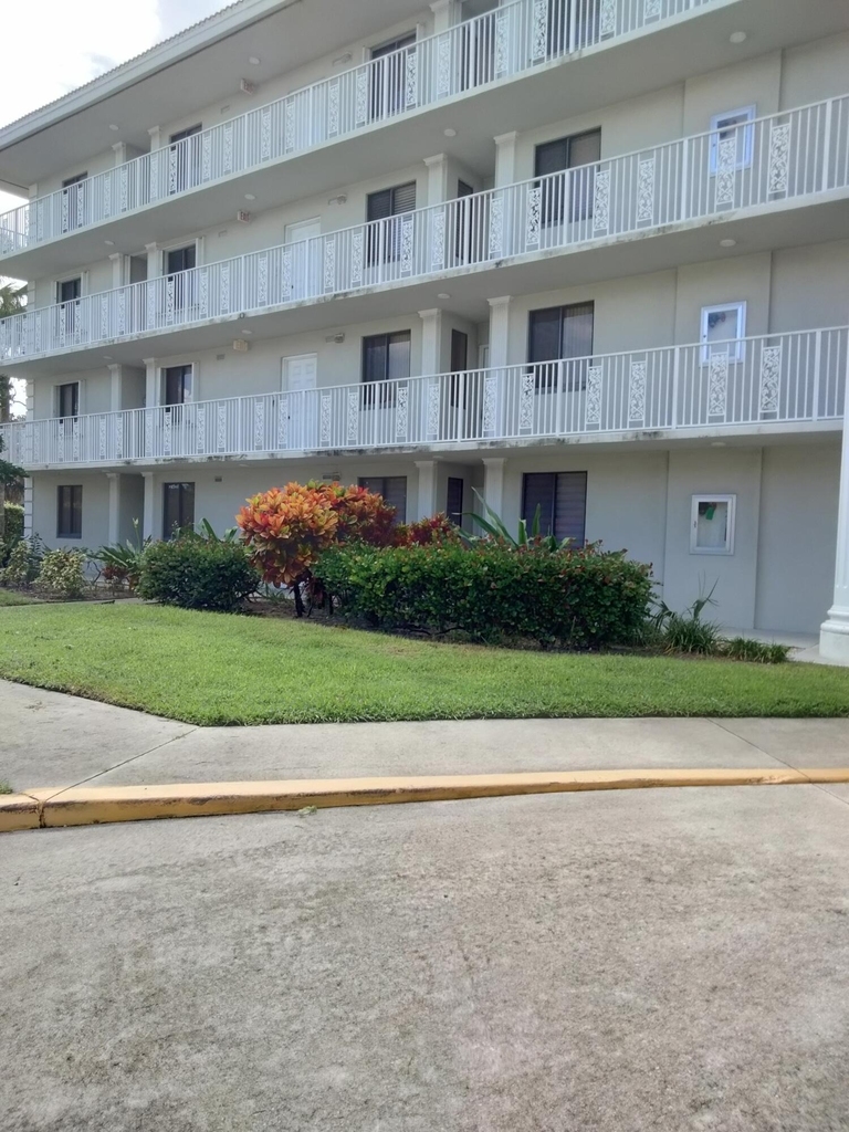 2401 Village Boulevard - Photo 15
