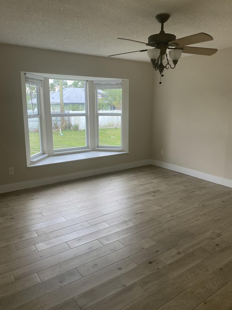 1866 Sw Effland Avenue - Photo 24