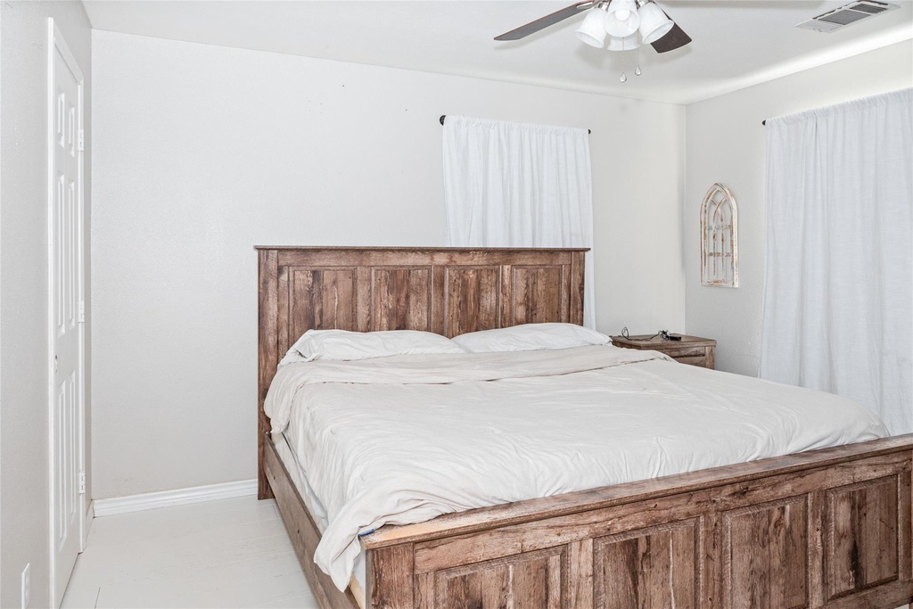 487 S Waco Street - Photo 12