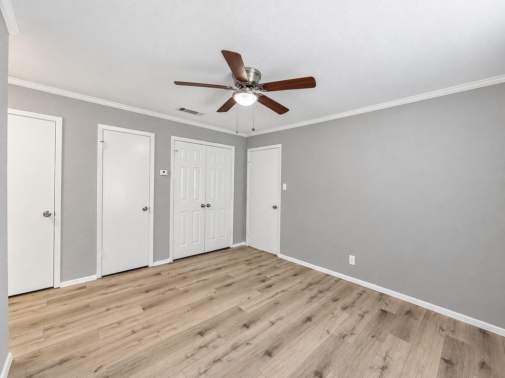 1613 N College Street - Photo 13