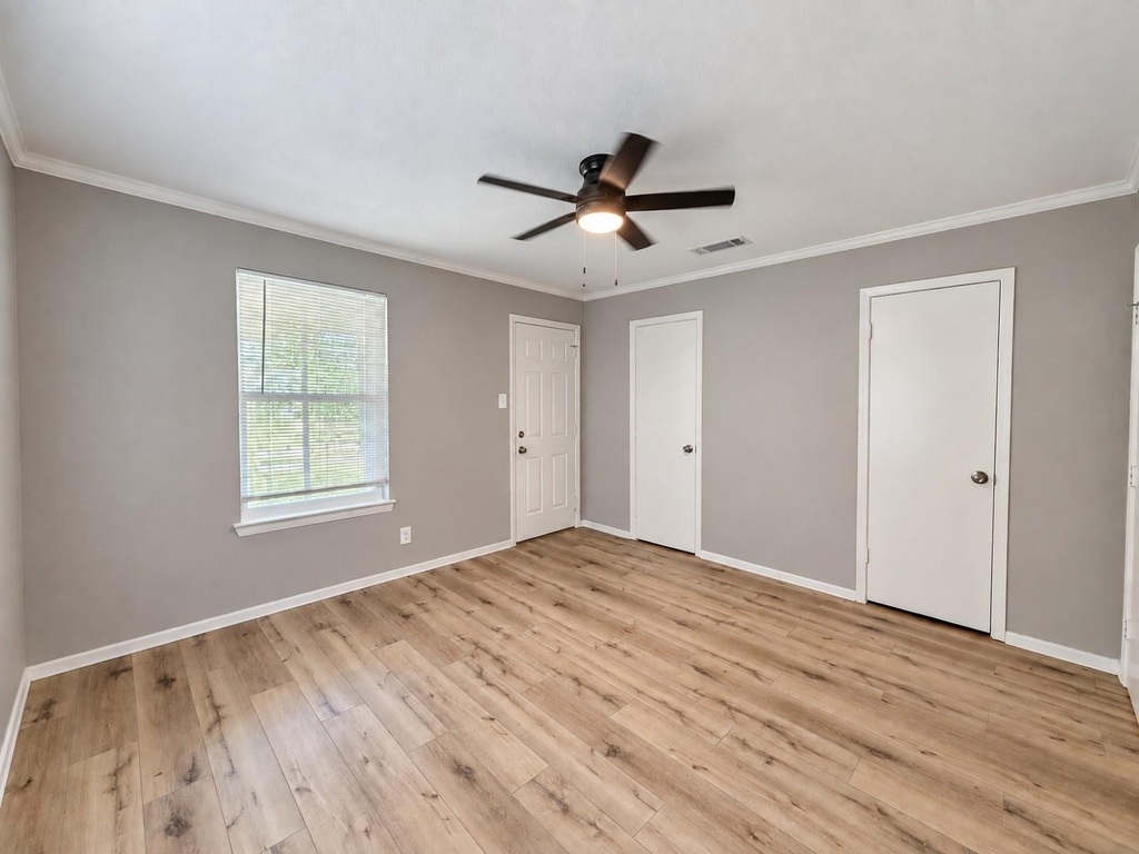 1613 N College Street - Photo 18