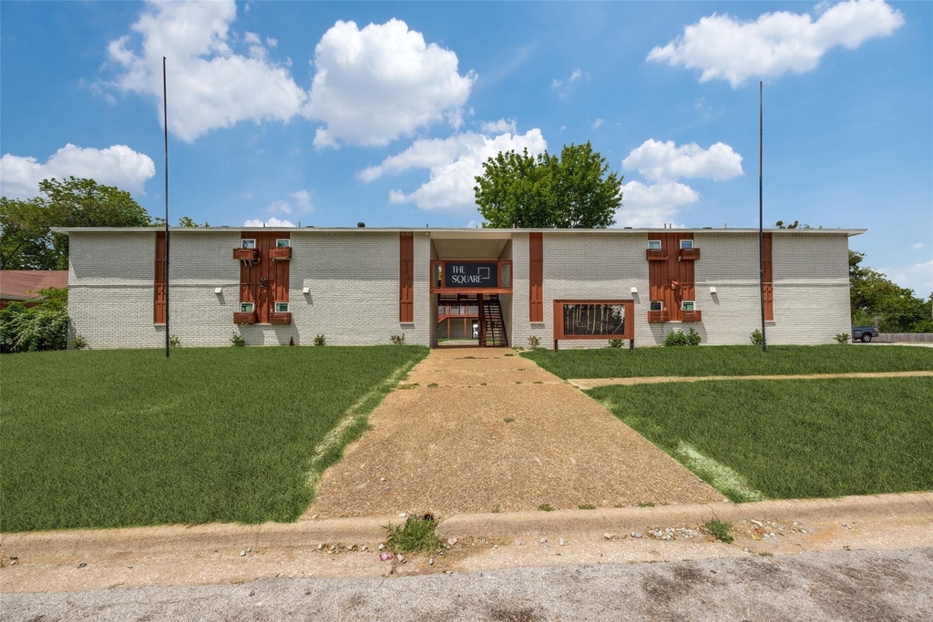 1001 W Elm Street - Photo 10