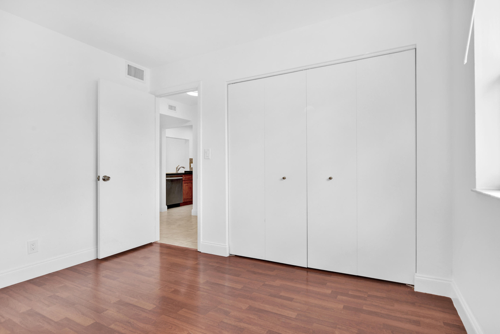 1252 S Military Trail - Photo 22