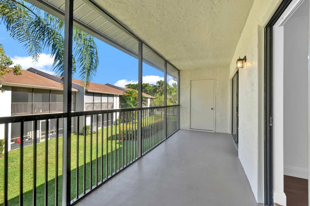 1252 S Military Trail - Photo 10