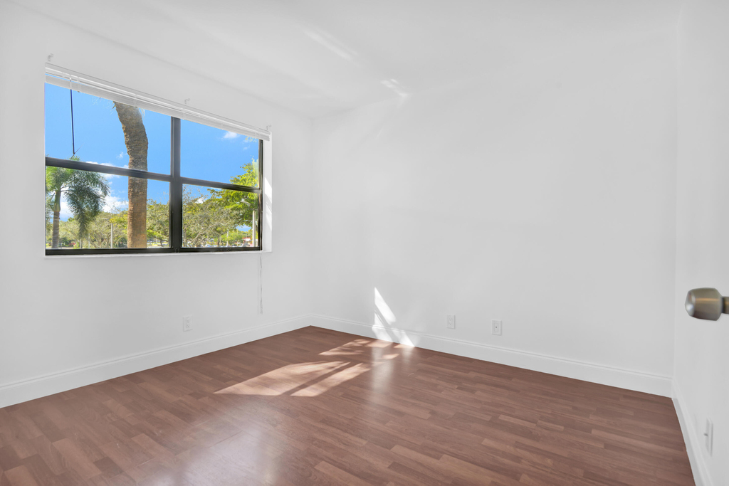 1252 S Military Trail - Photo 20