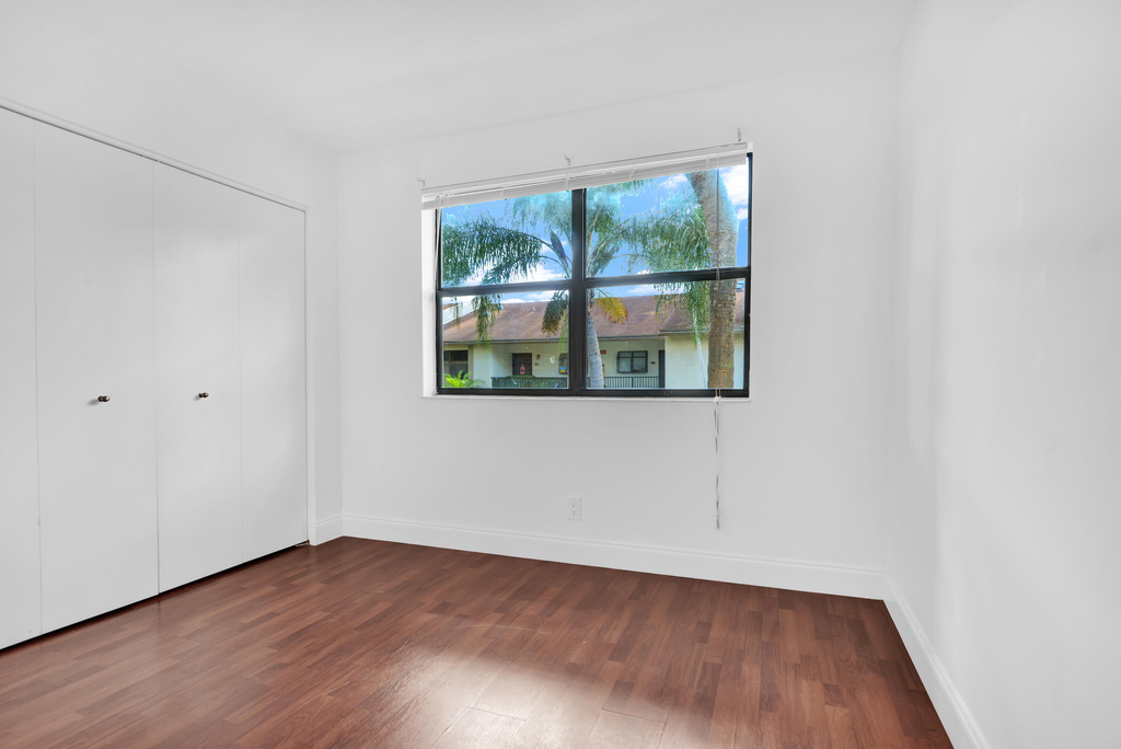 1252 S Military Trail - Photo 21