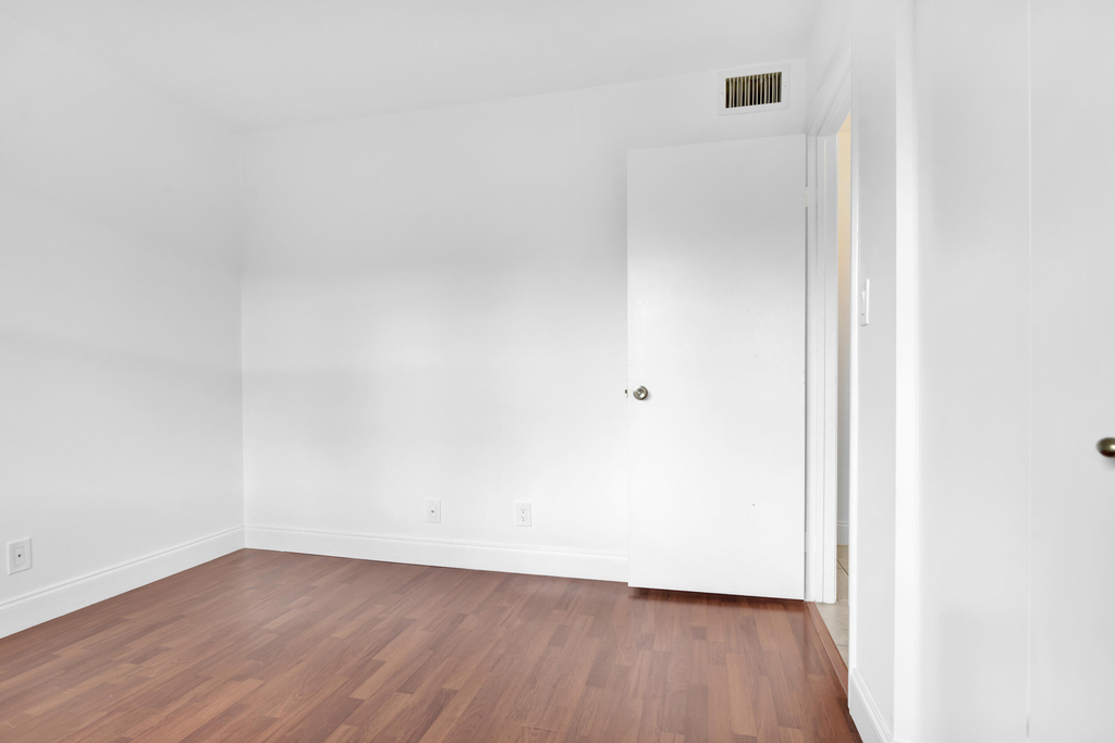 1252 S Military Trail - Photo 23