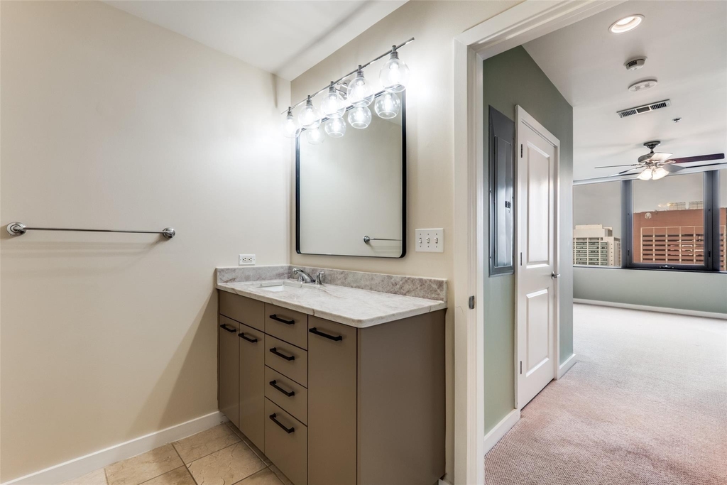 1200 Main Street - Photo 11