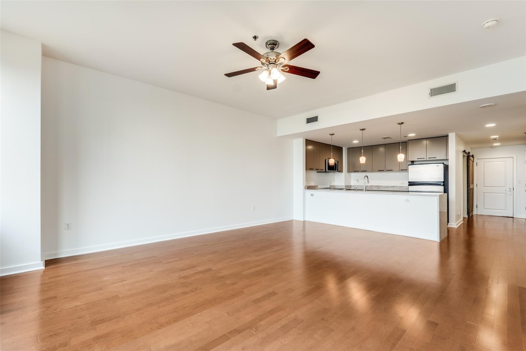 1200 Main Street - Photo 10