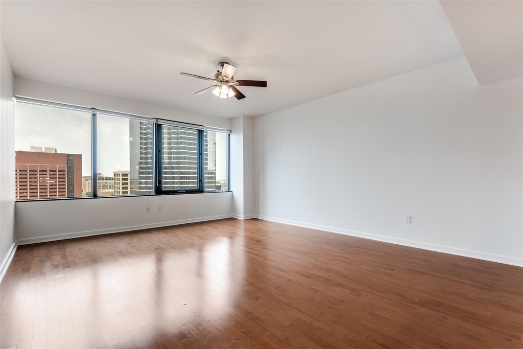 1200 Main Street - Photo 9