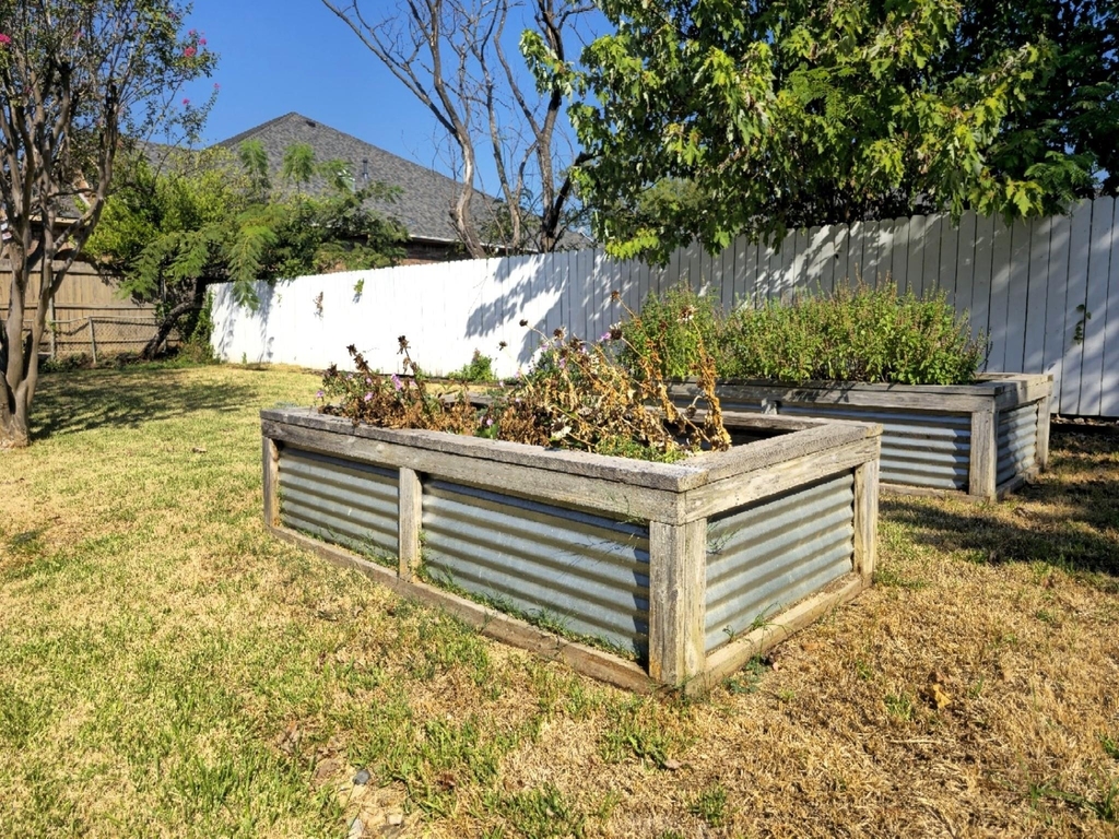 2711 Morton Street - Photo 19