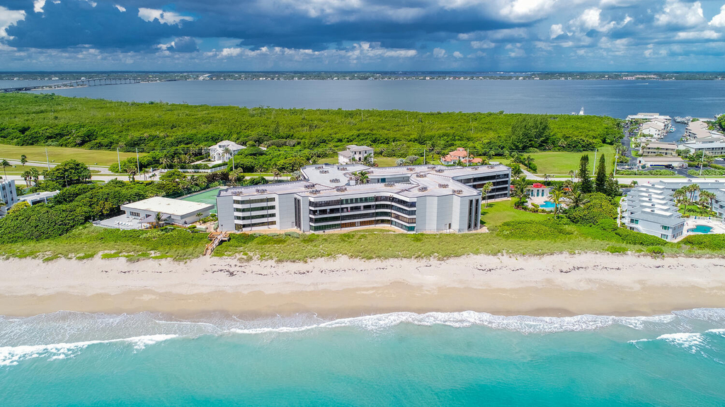 1357 Ne Ocean Boulevard - Photo 3