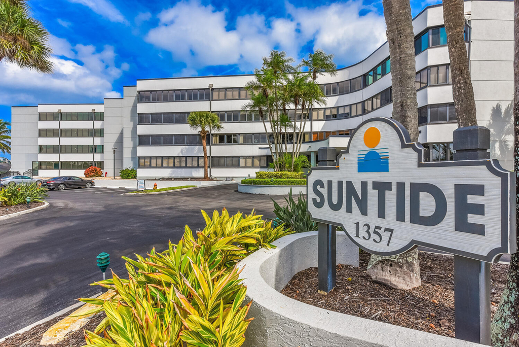 1357 Ne Ocean Boulevard - Photo 0