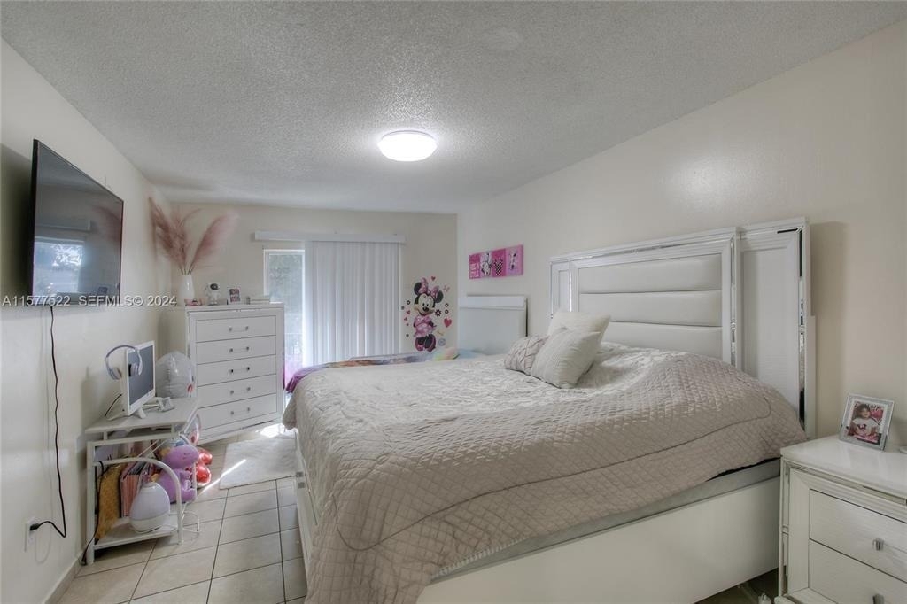 5665 W 20th Avenue - Photo 5