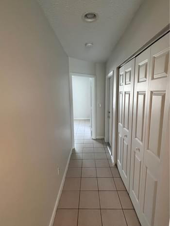 9850 Nw 24th Street - Photo 11