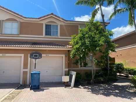 9850 Nw 24th Street - Photo 0