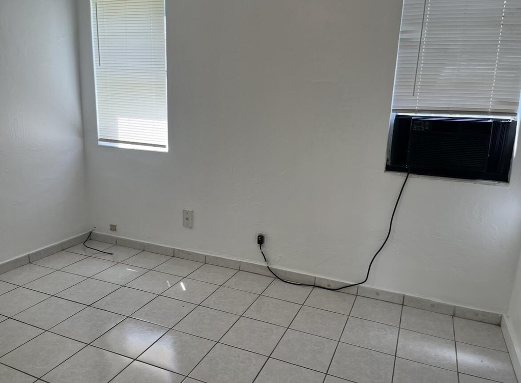1840 Taft Street - Photo 2