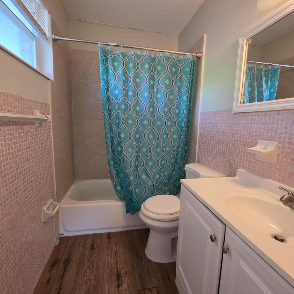 1826 Sherman Street - Photo 2