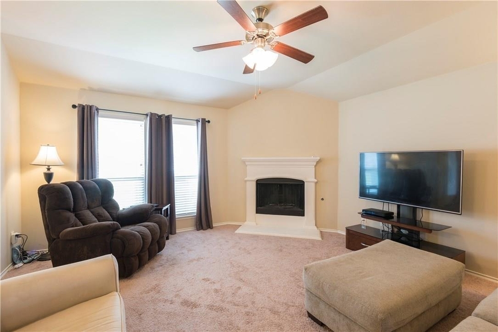 3514 Founders Way - Photo 3