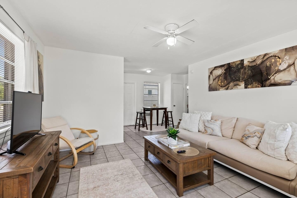 1826 Sherman Street - Photo 6