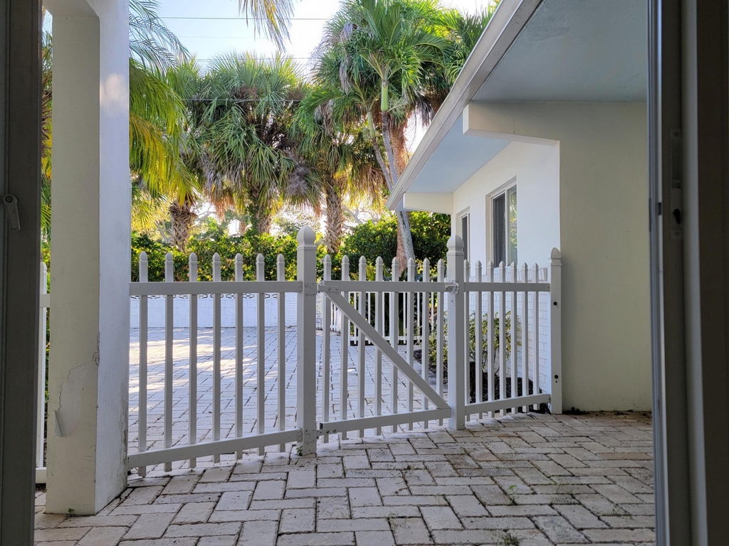 1727 Jimmy Buffett Mem Highway - Photo 22