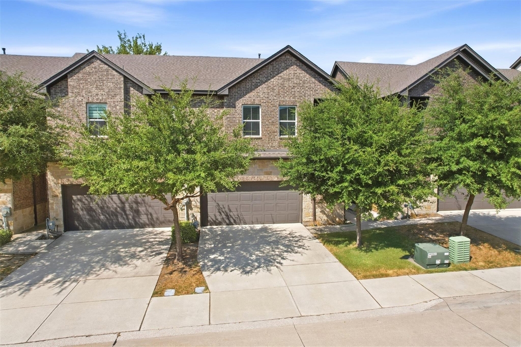 2413 Ash Lane - Photo 1