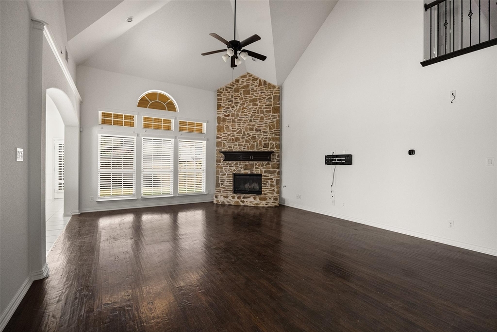 12289 Princess Drive - Photo 4