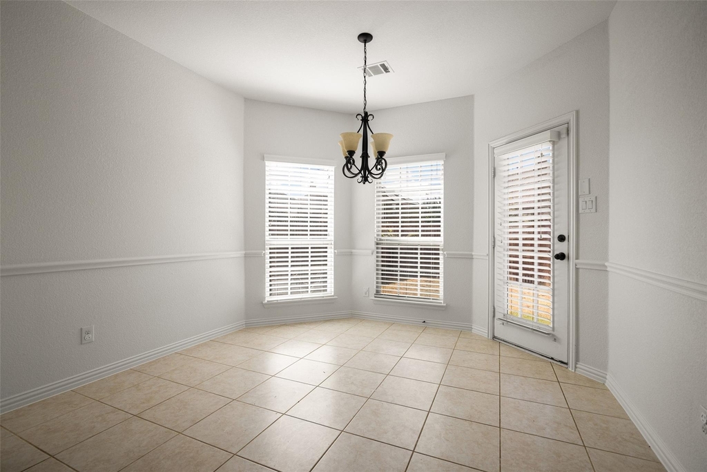 12289 Princess Drive - Photo 11
