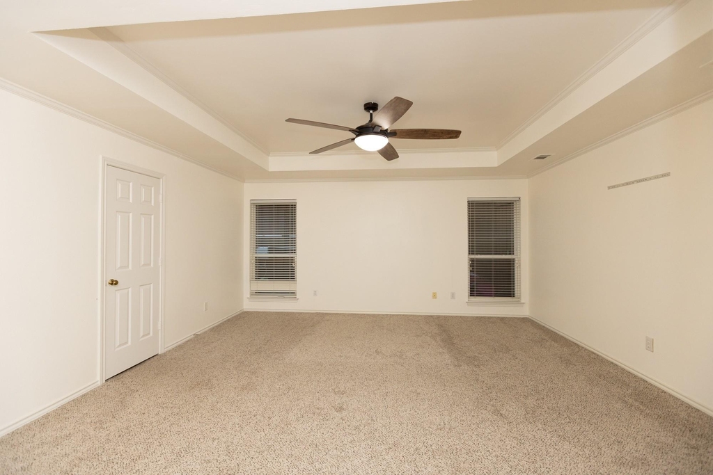 4669 Portrait Lane - Photo 14