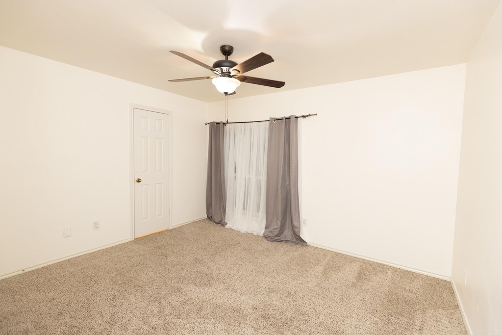 4669 Portrait Lane - Photo 18