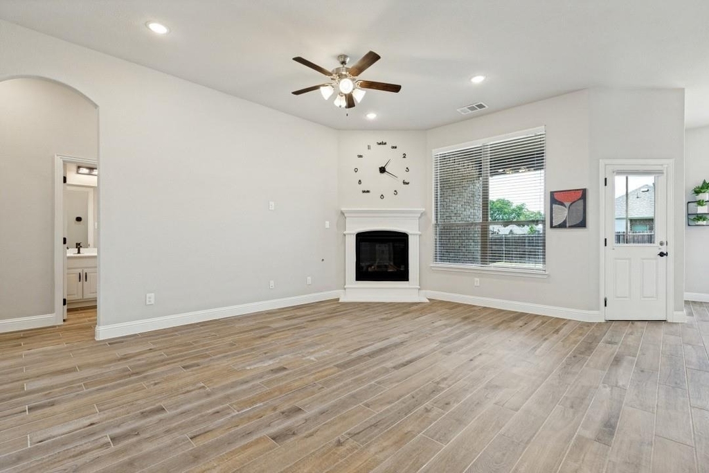 4005 Gray Wolf Drive - Photo 5