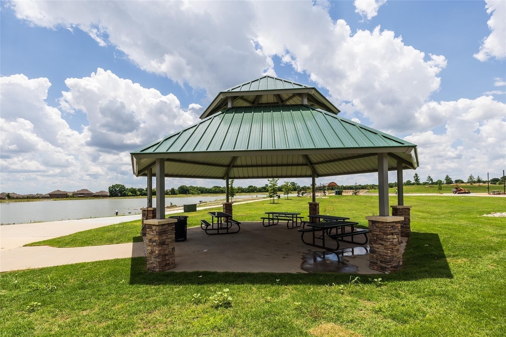 4005 Gray Wolf Drive - Photo 3