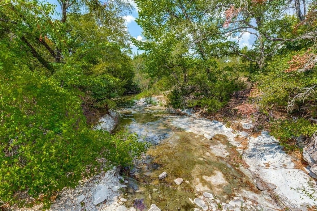 4005 Gray Wolf Drive - Photo 35