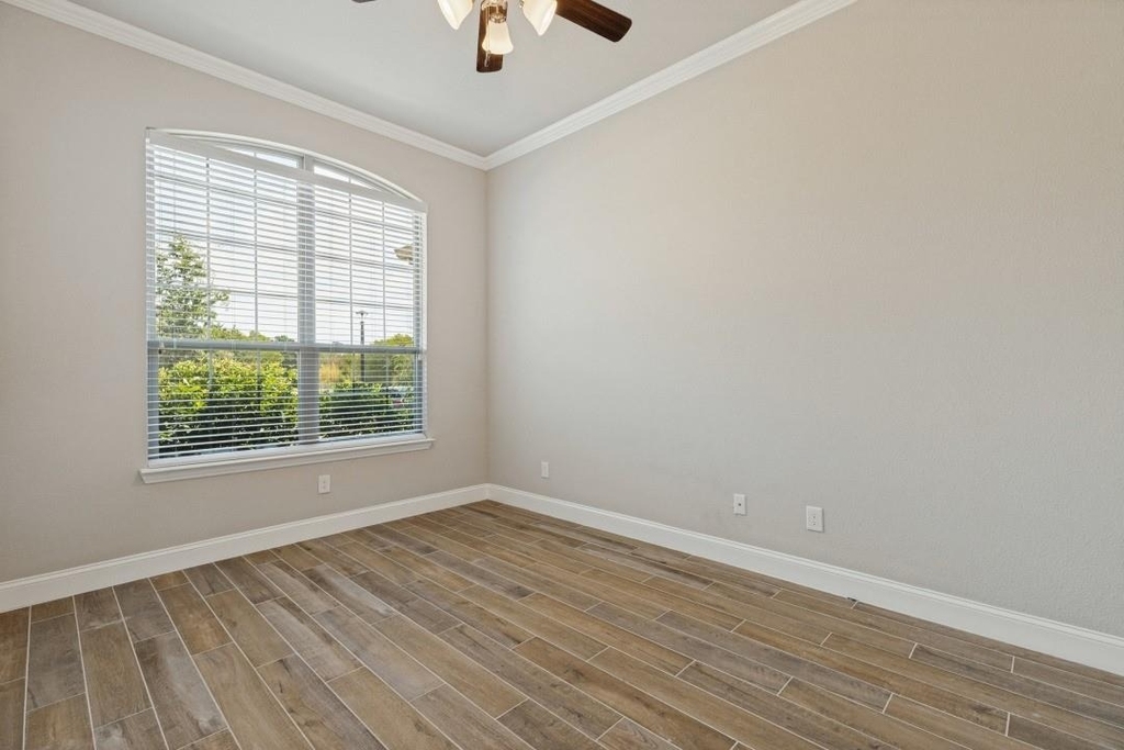 4005 Gray Wolf Drive - Photo 16
